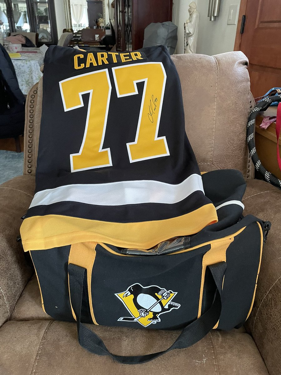 sannbs's tweet photo. @pensfoundation just a shout of thanks to you all and to BJC it’s a pleasure to support such a great cause https://t.co/O9BKATJ35t