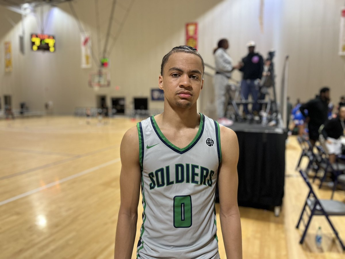 ColbyGHoops's tweet photo. Expect ‘24 @Soldiers_Salute CG Mikey Lewis’ stock to rise quickly after this weekend. The 6’3 CG is a natural scorer who put up 34PTS against Team Final last night and followed up with 22PTS against Paul George Elite. P5 programs court side were taking note. https://t.co/Ua0trtywVJ