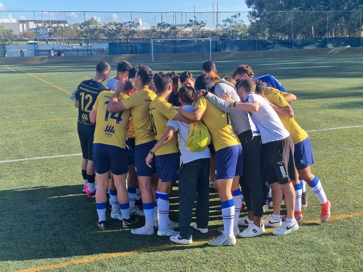 SCVistaAlegre's tweet photo. 🇮🇨 𝙅𝙪𝙣𝙞𝙤𝙧𝙚𝙨

SC Vista Alegre  16-1  SM Murtoense

⚪️🔵
#CrescemosJuntos
#CrescemosJuntos https://t.co/ZlZh5K7Zmx