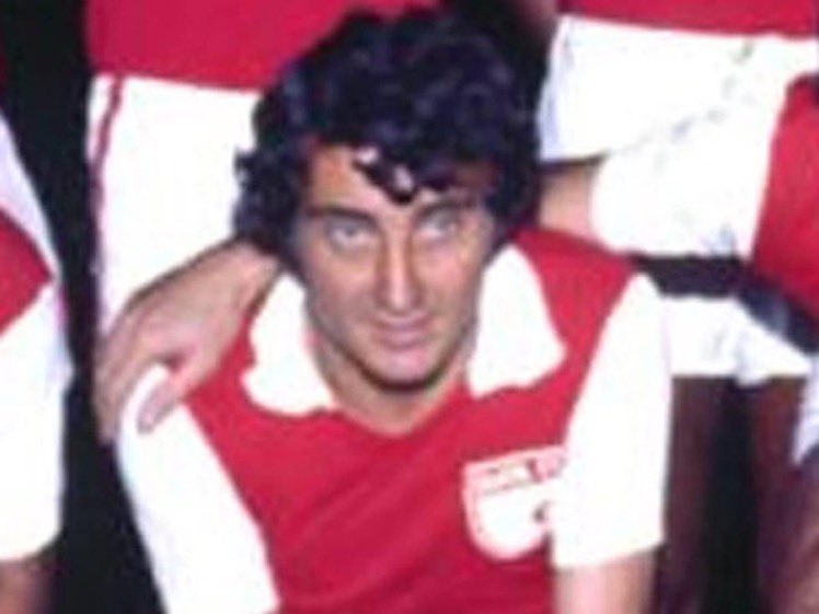SantaFe_Somos's tweet photo. Juan Carlos "Nene" Sarnari,  
Argentino, Volante | Periodo: 75/76
| 38 Partidos (11 anotaciones)
￼ https://t.co/hCVqEOxX0d