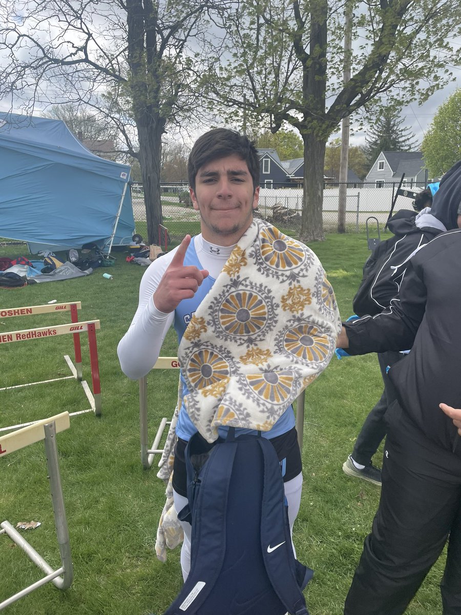 SJTrackXC's tweet photo. Alex Ortiz with a pressure filled win in the 100 M Dash at Goshen Relays. One event to go. @SaintJoeSports https://t.co/YXNlHSAW3y