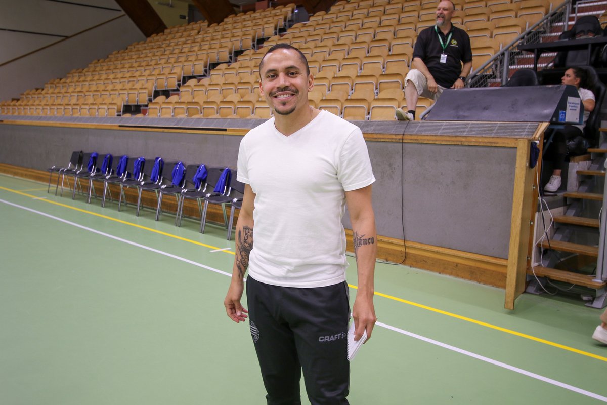 Hammarby IF:s Daniel Blanco tror på en tuff, men underhållande semifinalserie

svenskafutsalligan.se/nyheter/nyhete…

#sflse #swefutsal #futswe