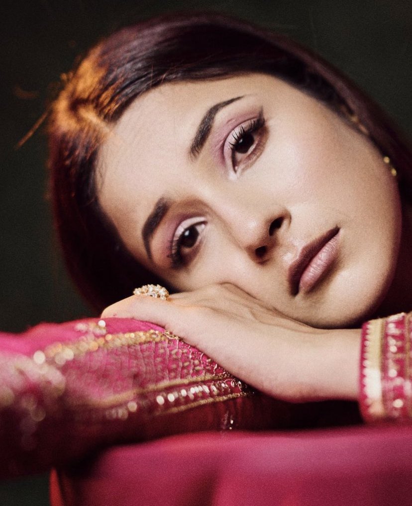 ursniresh's tweet photo. #ShehnaazGiII Latest Clicks https://t.co/v0NTExjHxU