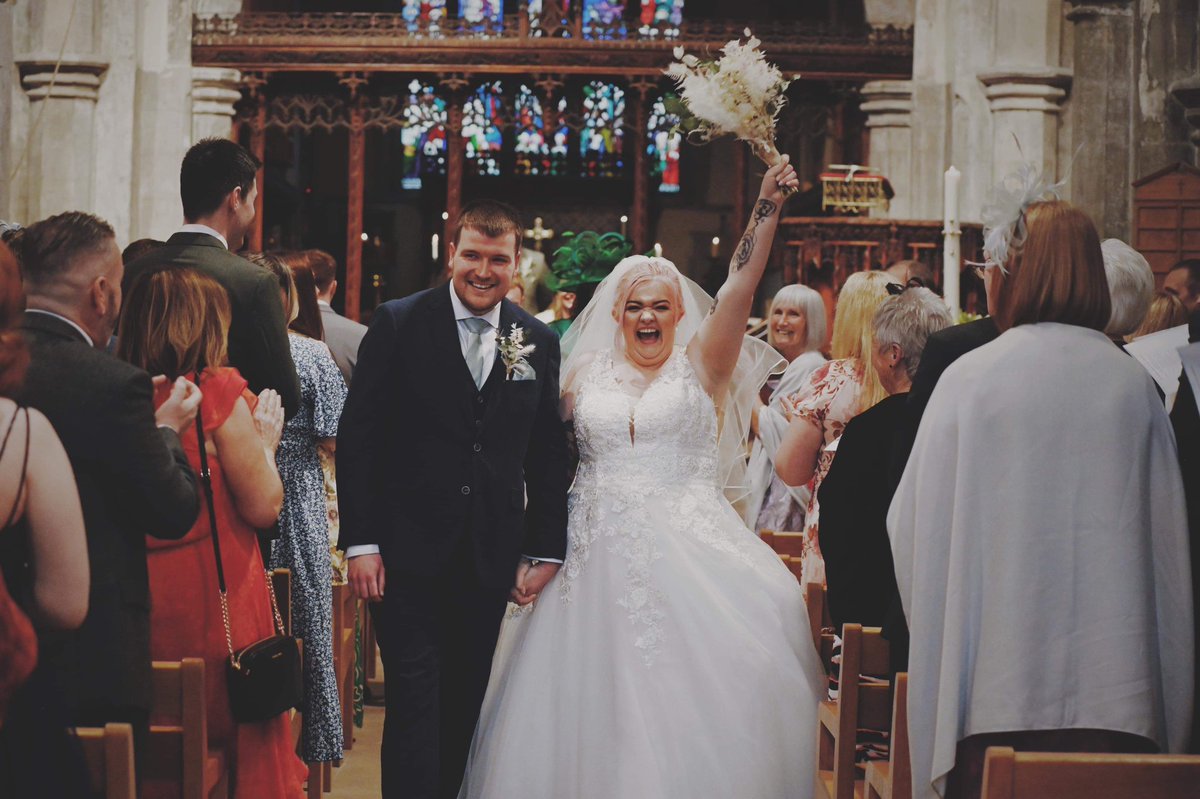 alexie_bee's tweet photo. We bloody did it!!!! 👰🏼‍♀️💒🥳🥰❤️ https://t.co/l6QJerqea6