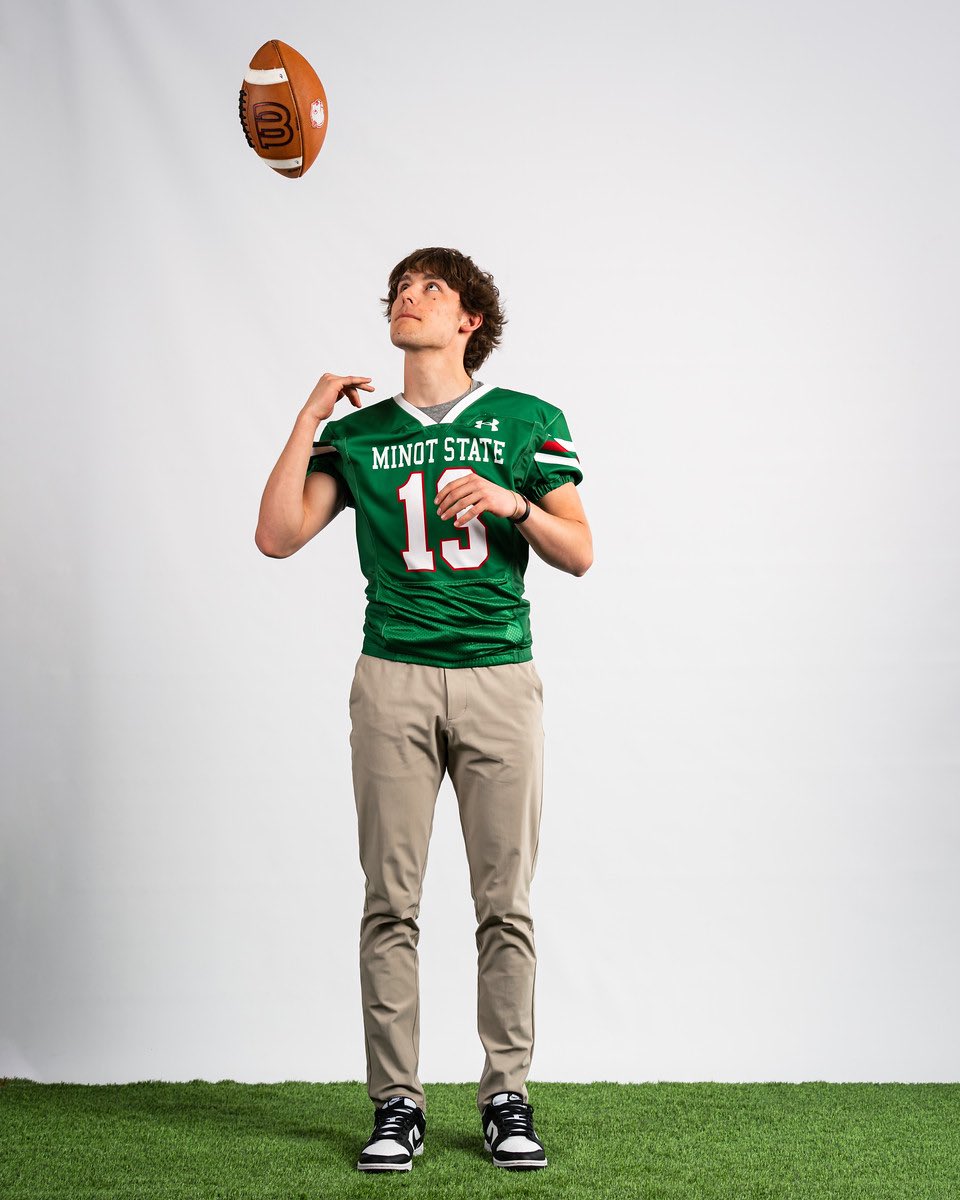 Ronan_Klind13's tweet photo. Had an awesome Junior Day visit at @MSUBeaversFB Thank you @coachshields @CoachFam @Coach_MikeBruno @BraedenVolk for the hospitality. #WADL https://t.co/2RFC8zGhHC