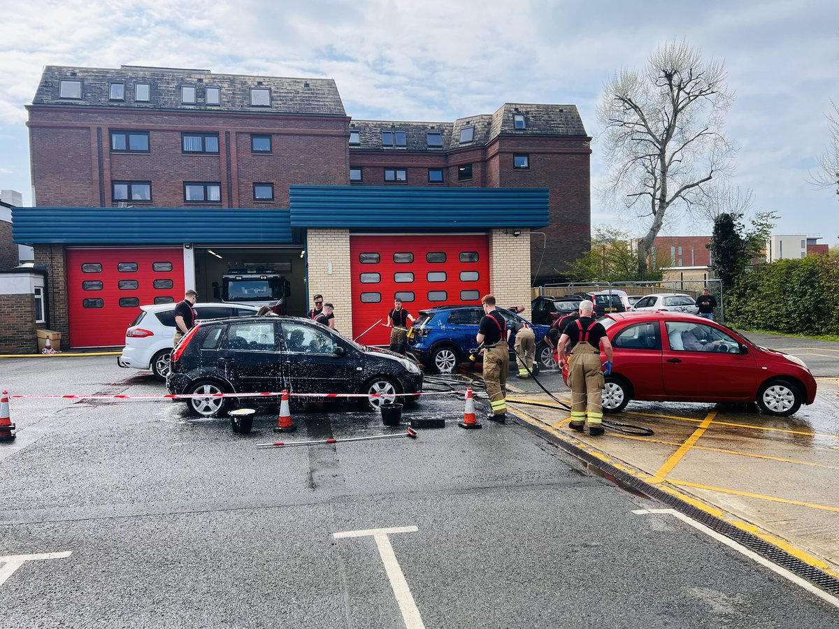crocks01's tweet photo. Thank you to everyone who supported our Charity Car Wash @ Burgess Hill Fire Station today 🚗🧽 We’re pleased to announce we raised a fantastic £643 for The Firefighters Charity 🚒🔥 @firefighters999 @WestSussexFire https://t.co/ST700jXCjL
