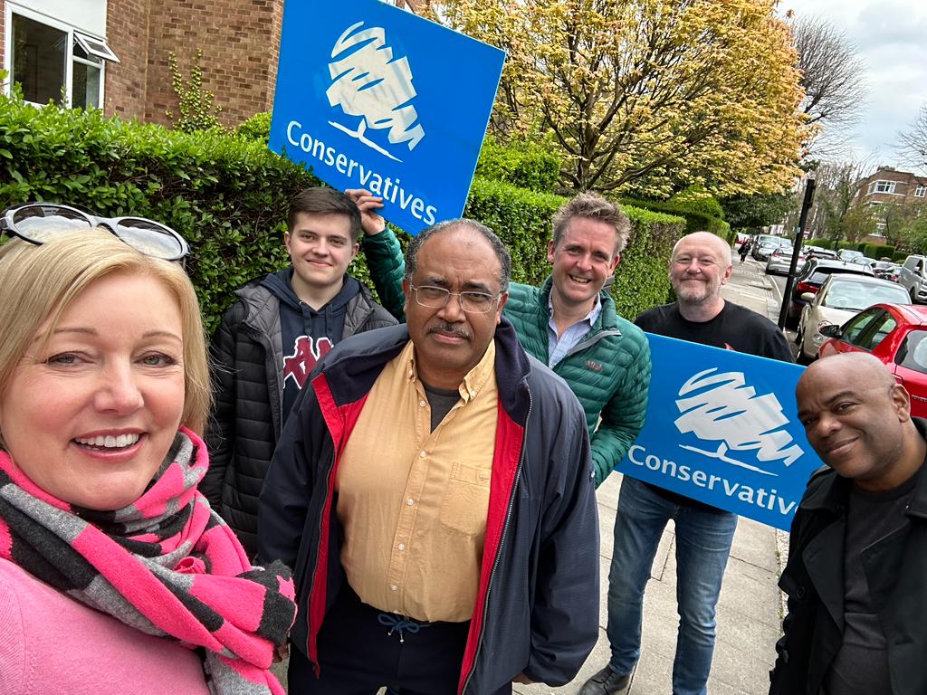 CamdenTories's tweet photo. Another day with Don #DynamiteWilliams leading our team to engage with local residents, discussing concerns that really matter to them:

🏗️ O2Centre Monstrosity
🔧 Shoddy Repairs
🚦 20 mph Zone
💷 Council Tax
🛣️ Potholes

Let's create a brighter Camden together! #WakeUpCamden https://t.co/RTFy8rVqVn