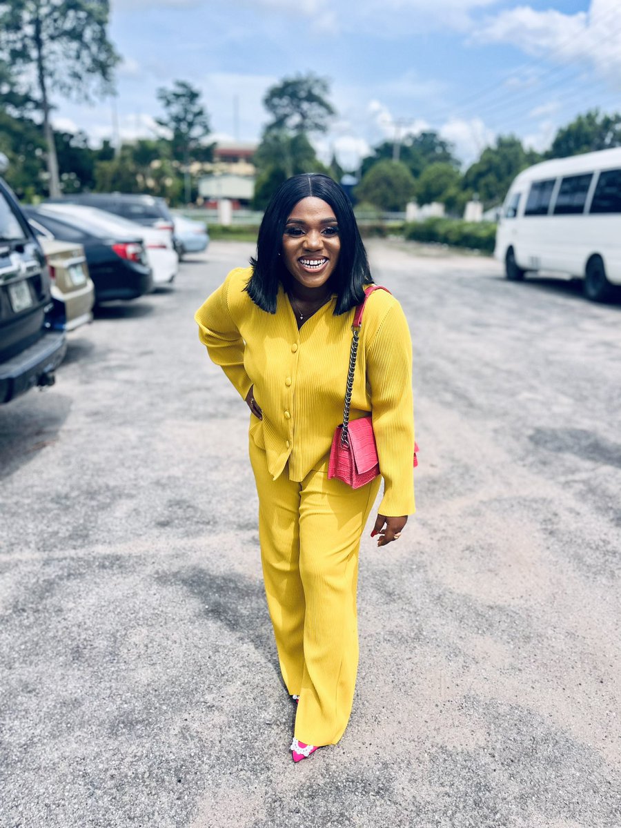 Women__Leader's tweet photo. I am such a beautiful woman 🥰 https://t.co/7T214qbfOI