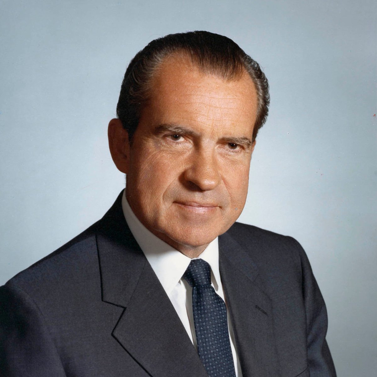 NixonLibrary's tweet photo. #OTD 4/22/1994 Richard Milhous Nixon, 37th President of the United States, died at the age of 81 following a stroke suffered four days prior. His funeral was held five days later at the then-private Richard Nixon Library and Birthplace. (Image: WHPO-2055-04) https://t.co/46AEDPhO7C