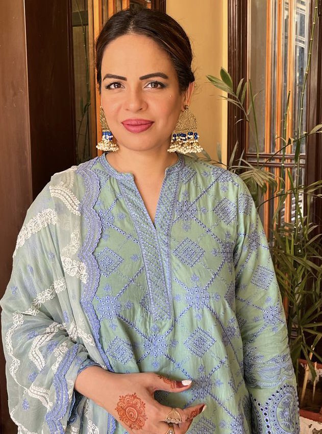 najiaashar's tweet photo. Mandatory #EidSnaps
#EidAlFitr2023 https://t.co/U0Cc1X2YfI