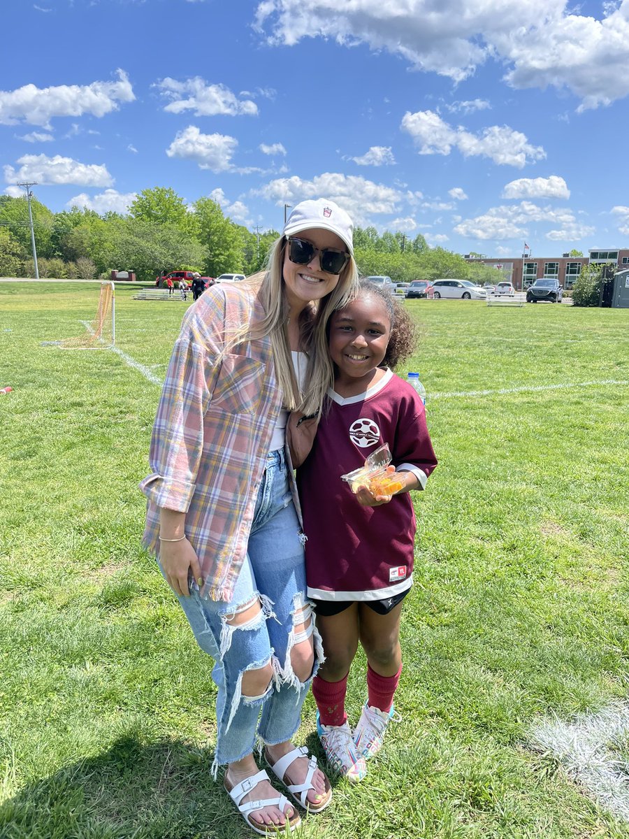 Mrs. Elam tweet media