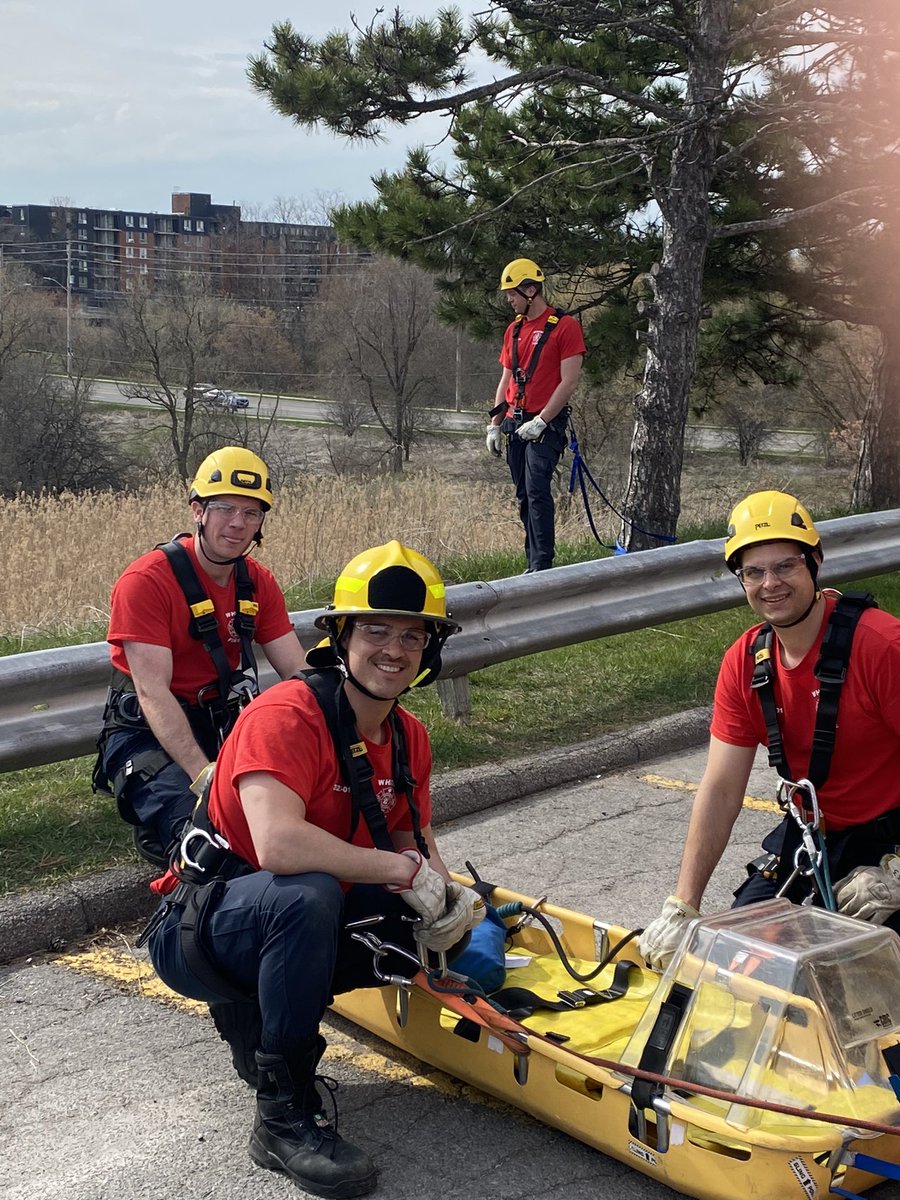 WhitbyFire's tweet photo. #WFESTraining and WFES Recruit Class 2023-01 alongside B1’s Rescue Company out conducting Rope Rescue Training. This week they trained on Slope Rescue. Great job! @TownofWhitby https://t.co/NY3f2v2rpU