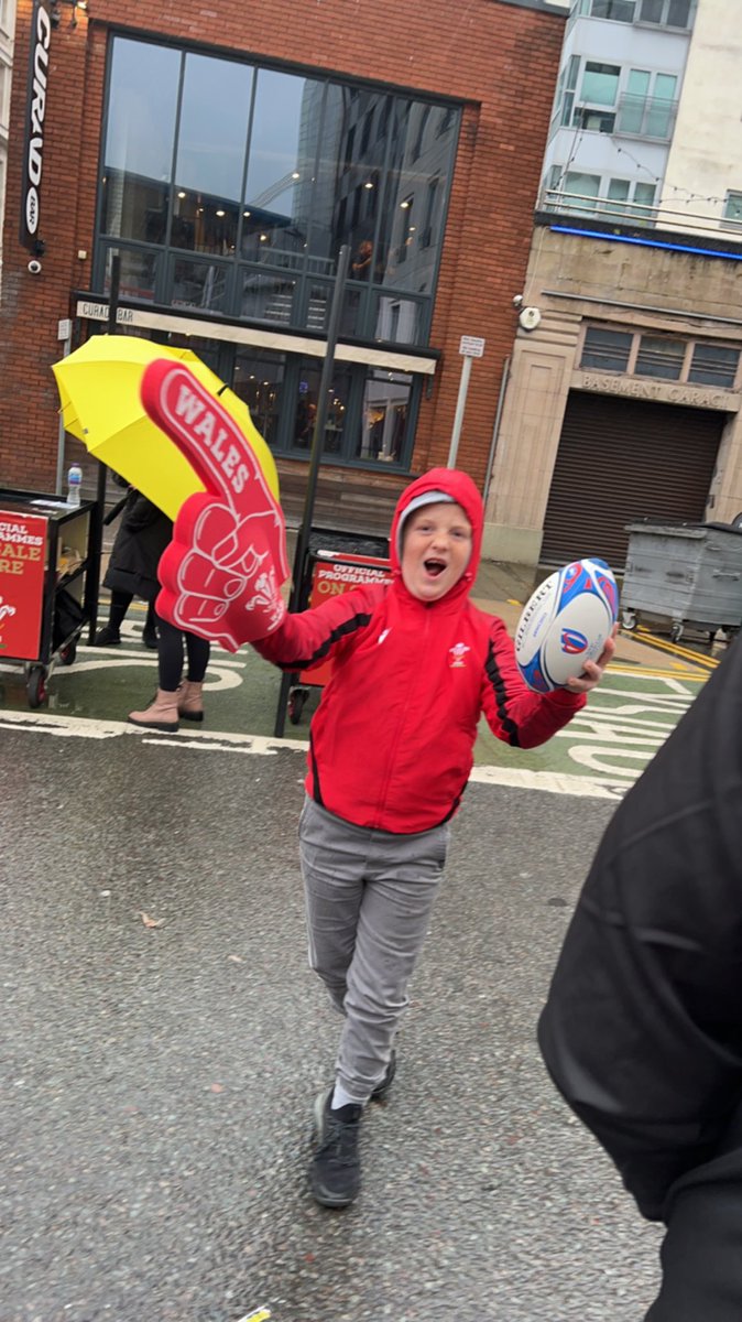 LauraWitcombe's tweet photo. Great day at the stadium today for Judgement Day. Brilliant performance from @dragonsrugby ❤️ https://t.co/KsXw8r5hea