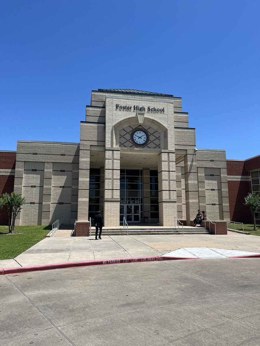 We’re at Foster High School today for the UIL Academic Class 5A Region 3 meet! Good luck to all Generals competing today @WisdomHS_UIL