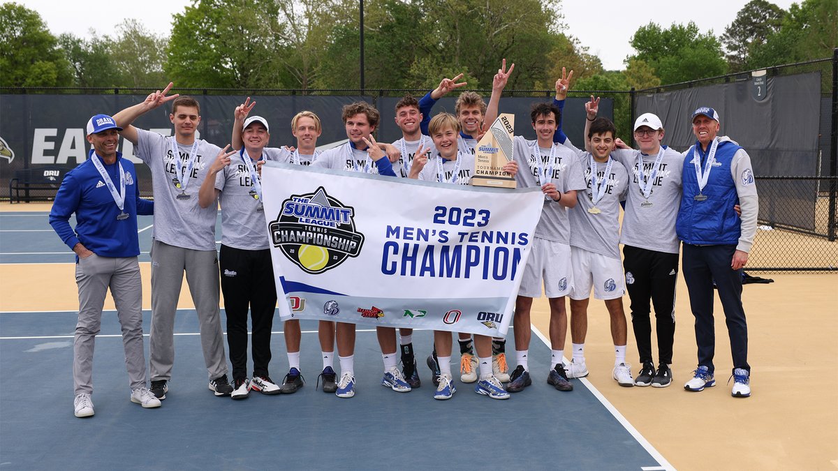 TheSummitLeague's tweet photo. 𝐀𝐍𝐃 𝐍𝐎𝐖‼️

Your 2023 #SummitMTEN Champions, @Drake_MTEN 🏆

📰 https://t.co/Vez9oGvBlG

#ReachTheSummit https://t.co/bQst1NPYxk