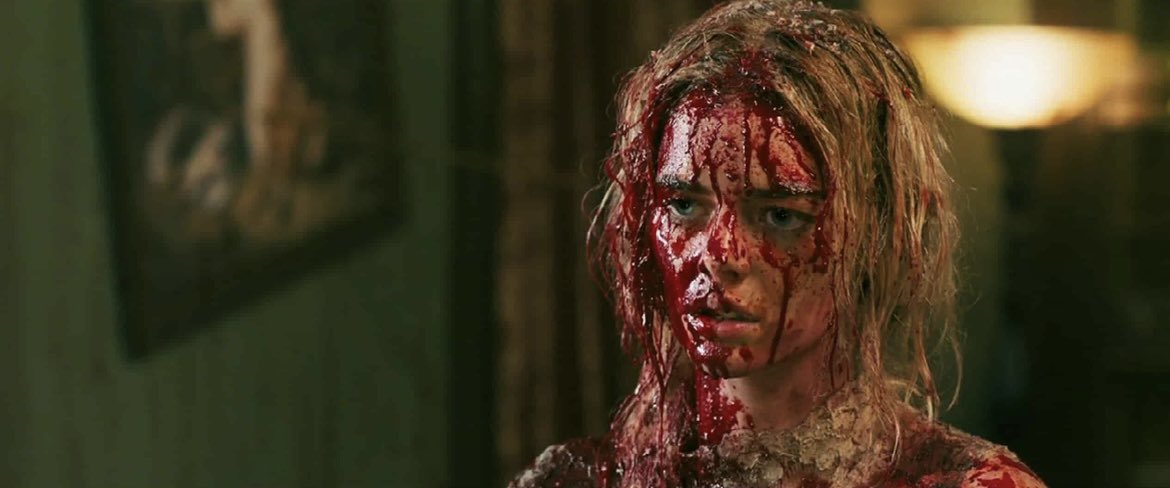 jediharleystark's tweet photo. women covered in a lot of blood >>>> https://t.co/PYU0KsC3D0