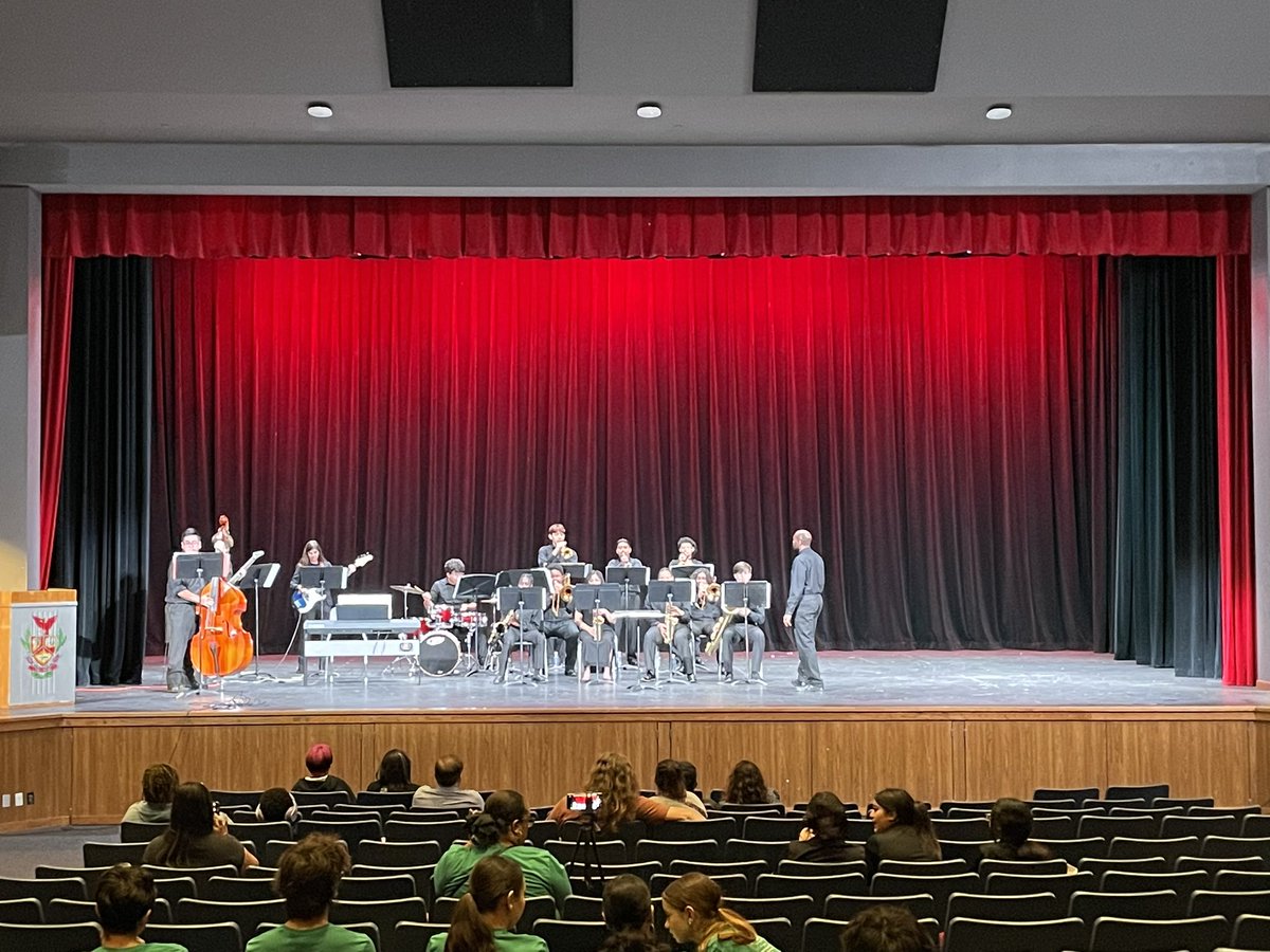 Del Valle ISD Fine Arts tweet media