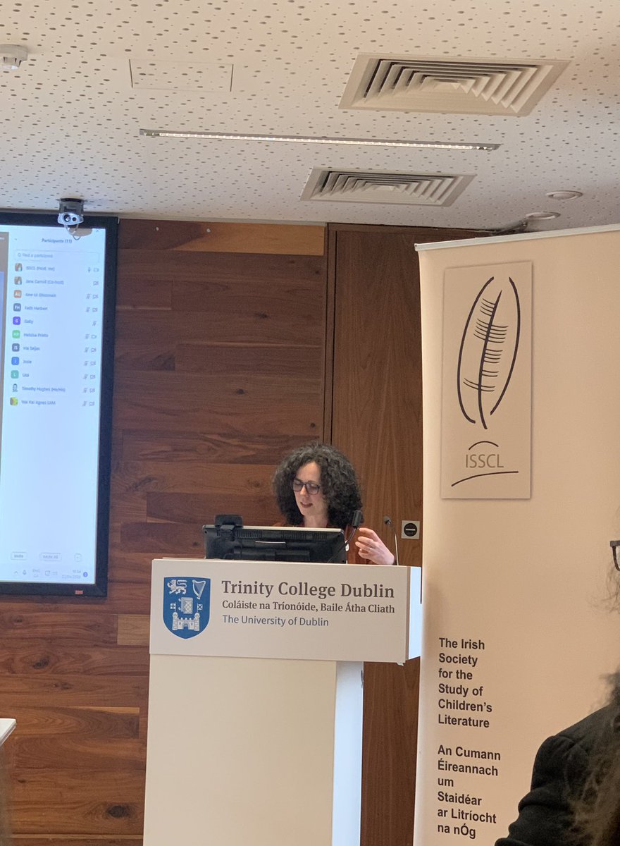 A joy to discuss Irish identity as ‘both/and’ not ‘either/or’ at the @issclblog conference! 👏@AnnaMMcQuinn @JL_Horan7 @Fahmida70006912 @barbarinare @soundslikewave & all panelists 👏keynotes speakers @corcoran10_nora & @ILoveCopyright 👏@Jane_S_Carroll & ISSCL committee