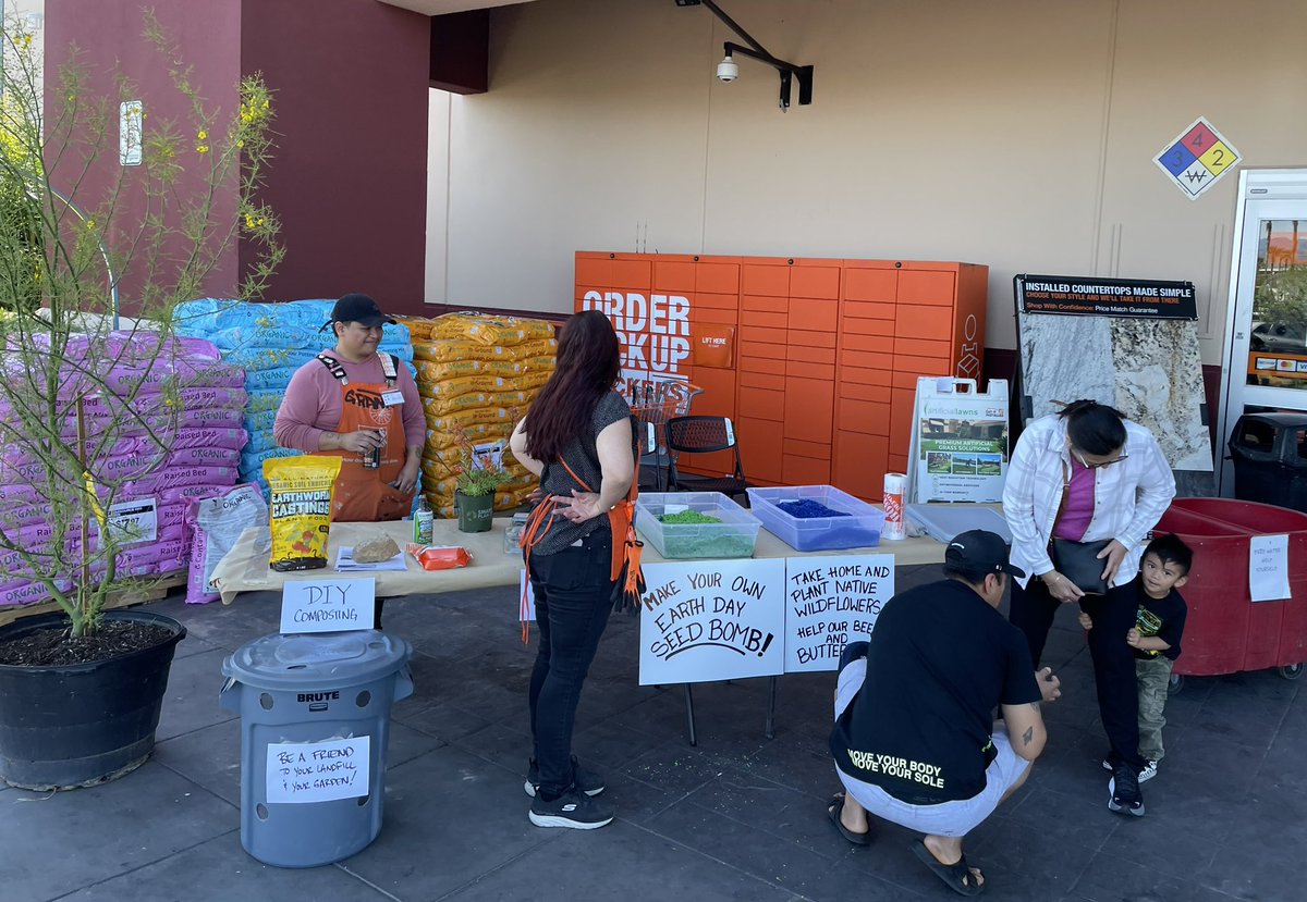 pmfeller's tweet photo. #EarthDay2023 THD #3305 Celebrating with our customers! Learning about composting, energy and water conservation, and making SEED BOMBS to support our bees and butterflies! 🌎 @MarkSaltarelli @mattperkins81 @AlmaEscobedoTHD https://t.co/JEXaAa2m9i