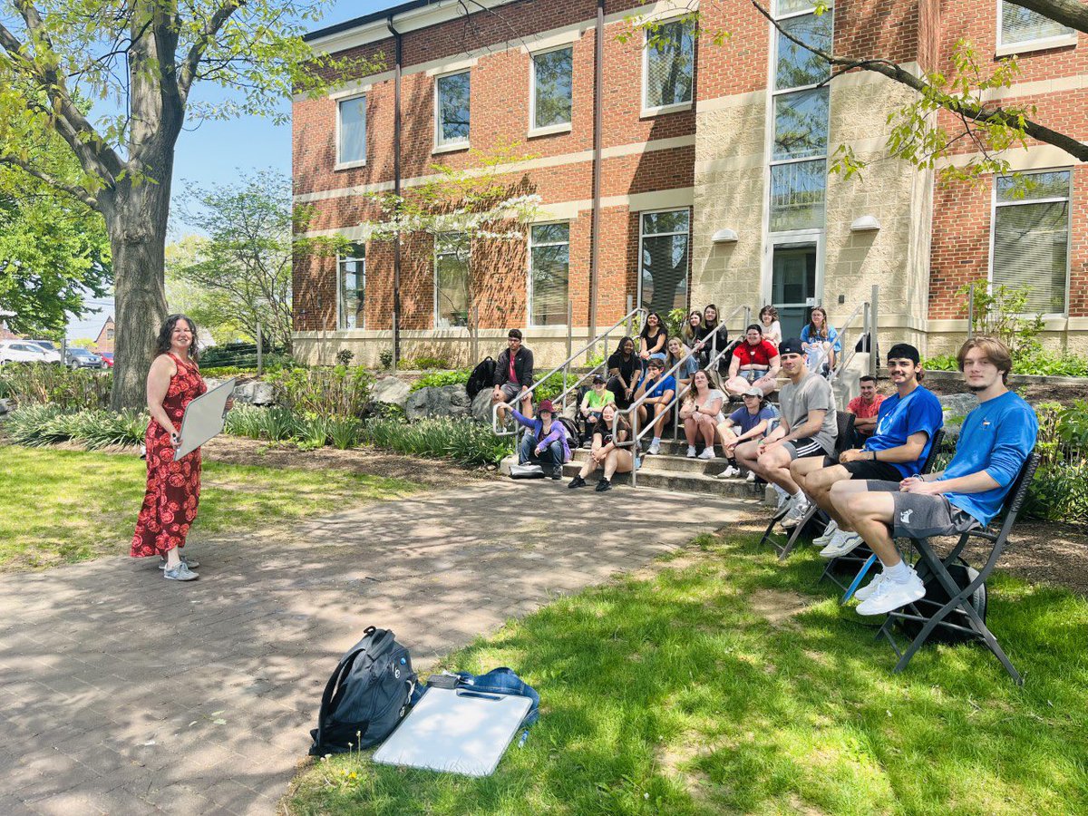 Happiness is when your students love being outside as much as you do #bluejaysalwaya #etowncollege