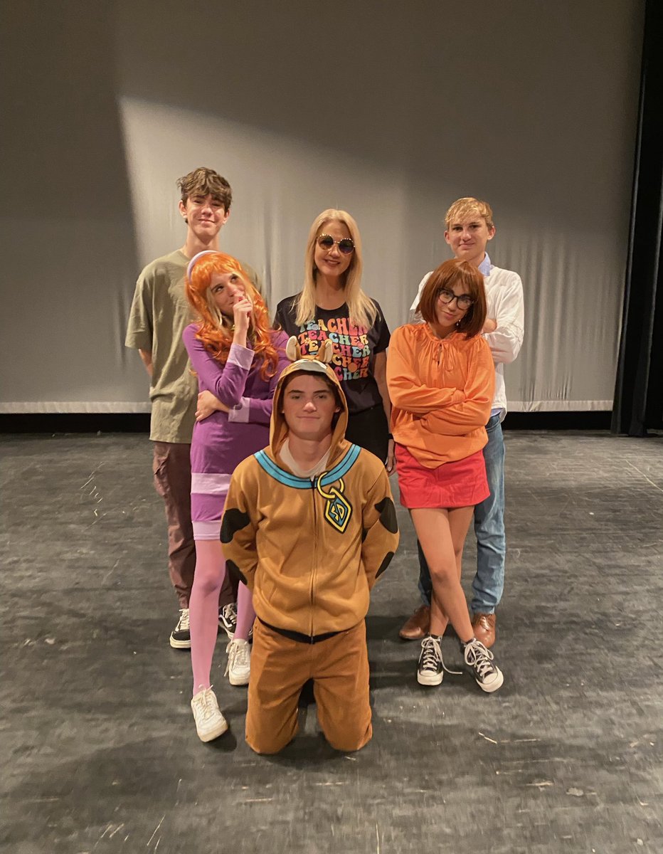 DeLand High Renaissance tweet media