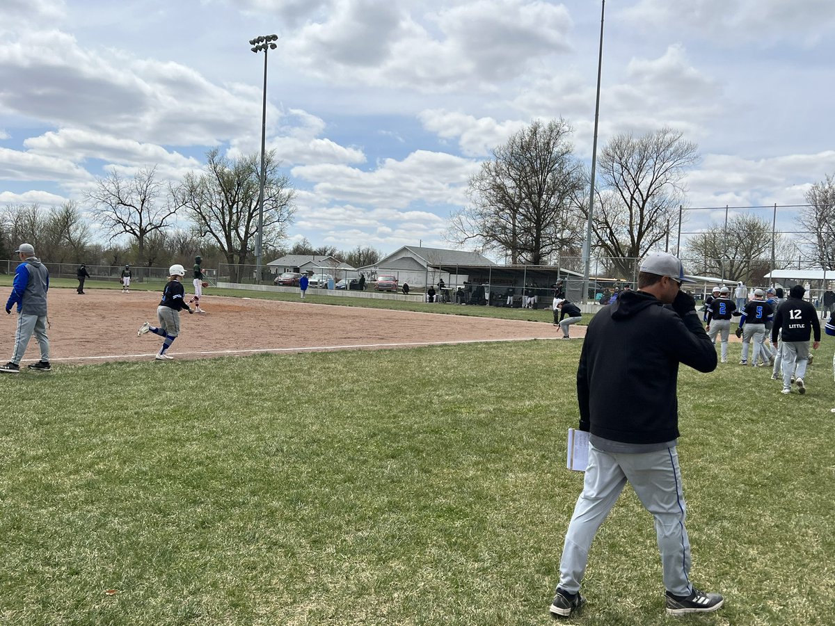 RaiseTheAnchor's tweet photo. Another one! @Derek_Erickson_ with the solo homerun and Malcolm leads the Kernals 7-4 as we head to the 6th inning!  #nebpreps #GoBoats https://t.co/sAFtBIoJxU