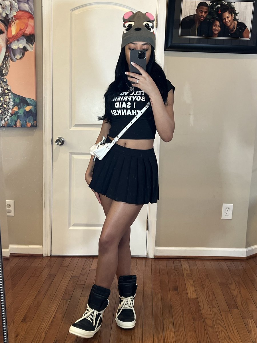 Undrdressed_'s tweet photo. Our “Boyfren” Baby Tee x “Pixie” mini skirt 🤍

https://t.co/9M3z5IpW56 https://t.co/e8T4CuxEMm