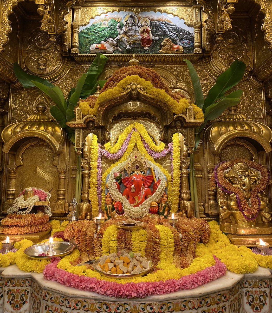 🙏 गणपती  बाप्पा मोरया 🌺मंगलमूर्ती मोरया 🙏२३/०४/२०२३ 
🙏Ganapati Bappa Moraya 🌺 Mangalmurti Moraya  🙏23/04/2023