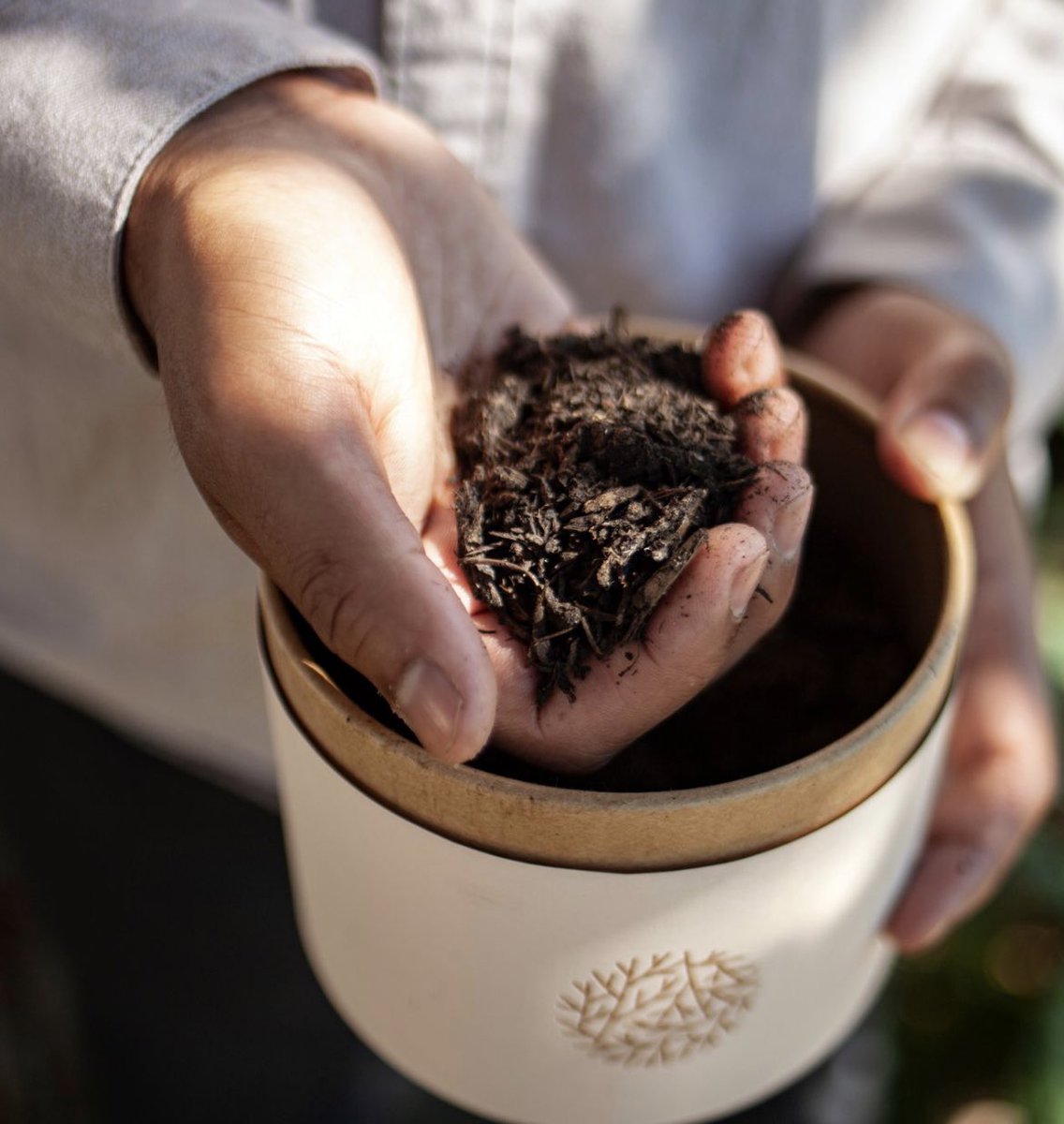 KatrinaSpade's tweet photo. I bequeath myself to the dirt to grow from the grass I love, If you want me again look for me under your boot-soles. -Walt Whitman 
@recomposelife #greenfuneral #compostme #recompose #precompose #earthday #humancomposting https://t.co/yByfwT9EcK