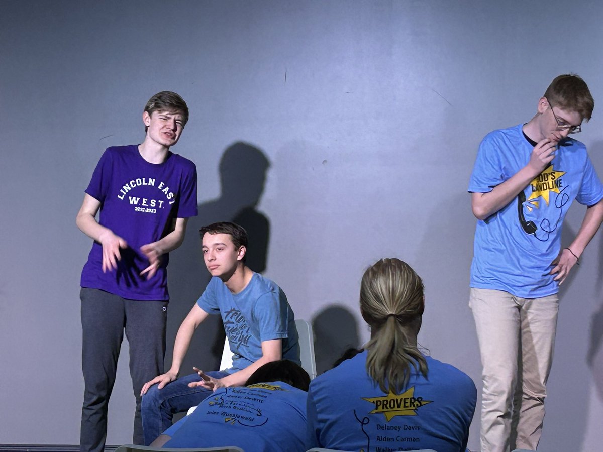 WarriorTheater's tweet photo. The BASH! The only interscholastic improv comedy throw down in town hosted by @bigcanvascomedy and Warrior Theatre’s own “Gods Landline”! Thanks to the Big Canvas crew, and all the other schools that attended! @Westside66 @WestsideHigh66 https://t.co/mjzK905pR8