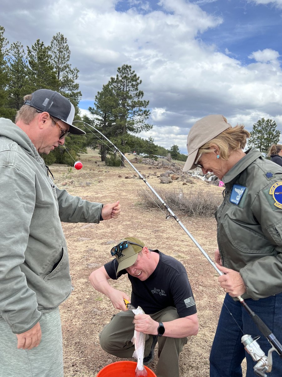 Sportsmans Grill owner Craig Hindman stopped by to help Lori Matthews and me bring in our catches today on Lake Mary. His kitchen will be cooking up these fine rainbow trout for us this evening! Nothing beats #ruralAZ #LD7!