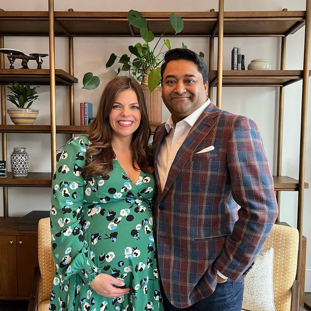 manfromkrypton's tweet photo. Celebrating my beautiful wife and the addition to the family with our amazing community today!! #tillduttdouspart https://t.co/ol4pxD95NE https://t.co/lvNYdSDPS9