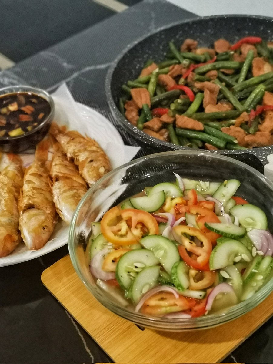 leeyoumar's tweet photo. /pa•mi•gat/ [ilocano] - means breakfast 

#BlessedSunday #ChefLeo https://t.co/7BBPI043l7