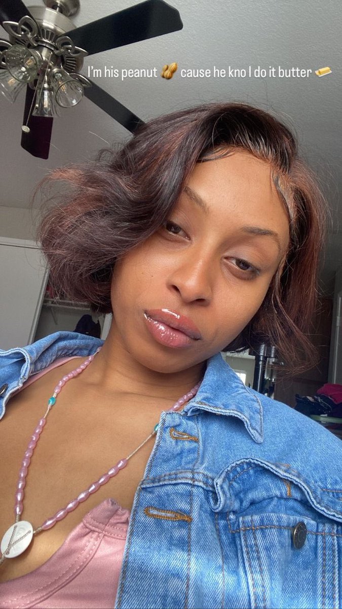 BrezzyBnana_'s tweet photo. #facethread #feetlovers ๐ฃ https://t.co/YMSeXADC4n