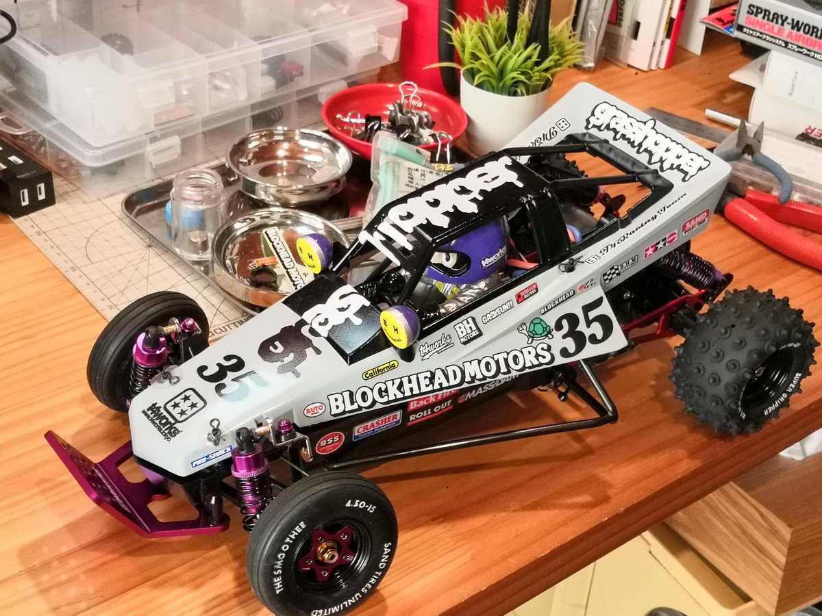 ahurorc's tweet photo. グラスホッパー完成🙌
#グラスホッパー
#タミヤ
#タミヤRC 
#blockheadmotors
#t4works
#t4workstokyo
#tamiya
#tamiyarc 
#grasshopper https://t.co/NX7CFJwTuf