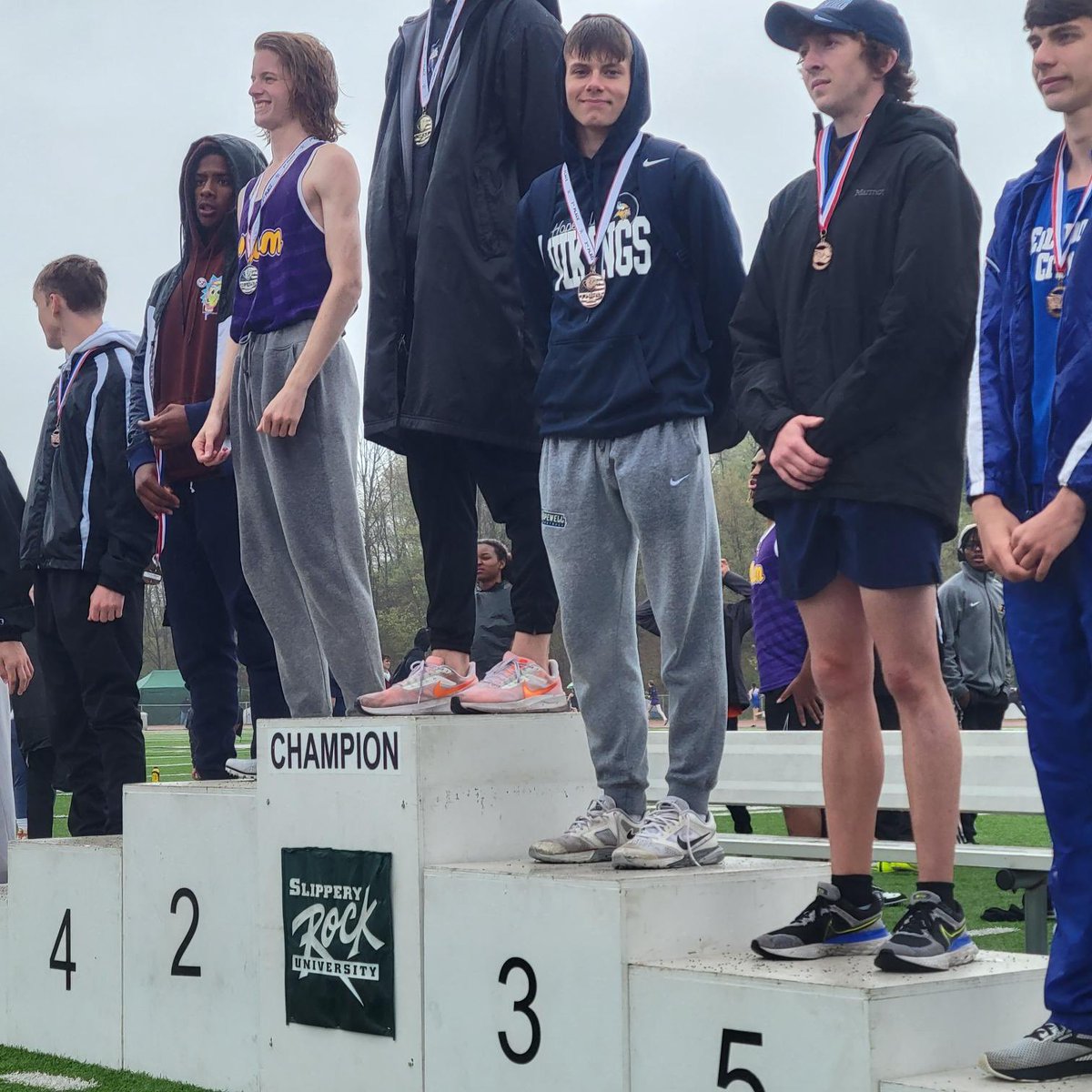 <a href="/Lewis_tyler2/">Tyler Lewis</a> took 🥉in the 110m hurdles with a new PR of 16.17 🔥🔥. Just six total races under his belt, he has so much room to improve, and can be really special #AllOutOfBubblegum