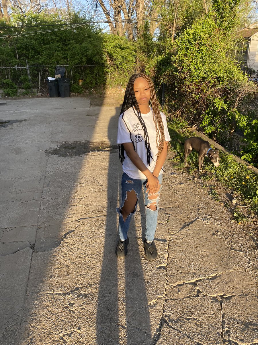 PootieTang1_'s tweet photo. 🦋 https://t.co/XxQvvm0qAK