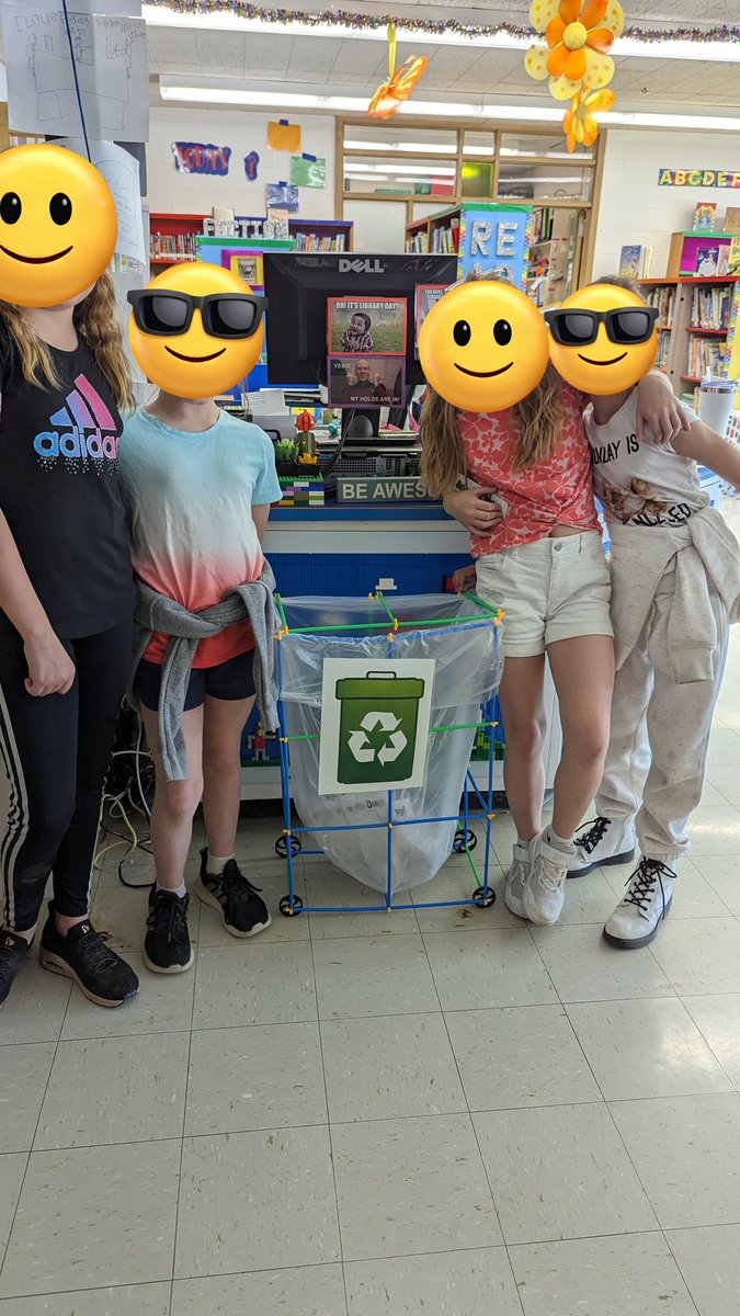 A group of creative 3rd grade students made a recycle bin out of straws and connectors for the Library! I love that they're thinking of ways to help our planet everyday! 💙🌎 @WCSDEmpowers @GayheadWCSD @ASchout10 @GayheadPTA