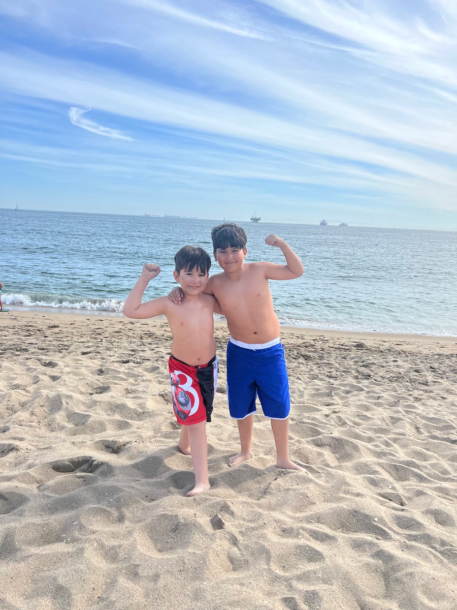 Wendel and Oliver encourage everybody to put away their laptops, and make the most of this weekend.