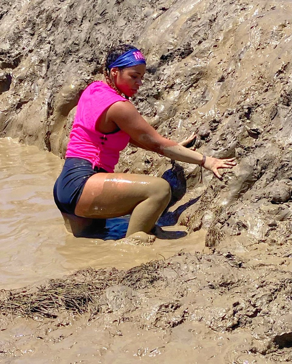 KyaraSumpter's tweet photo. 2023 MUDGIRL RUN 💓💕💗 https://t.co/e4dCicOTtj
