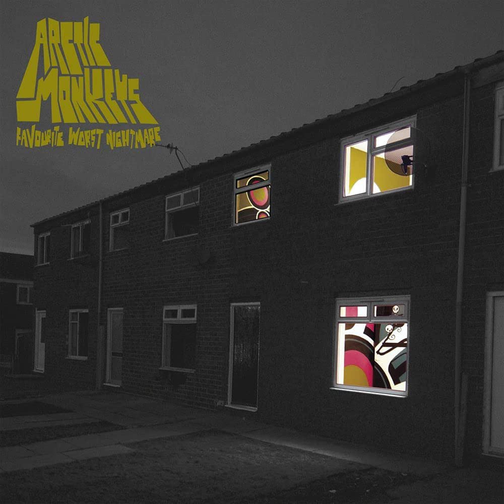 “Favourite Worst Nightmare” é o segundo álbum de estúdio dos Arctic Monkeys e foi lançado neste dia em 2007. O álbum deu a conhecer as músicas "Brianstorm", "Fluorescent Adolescent", "Teddy Picker" e "505".