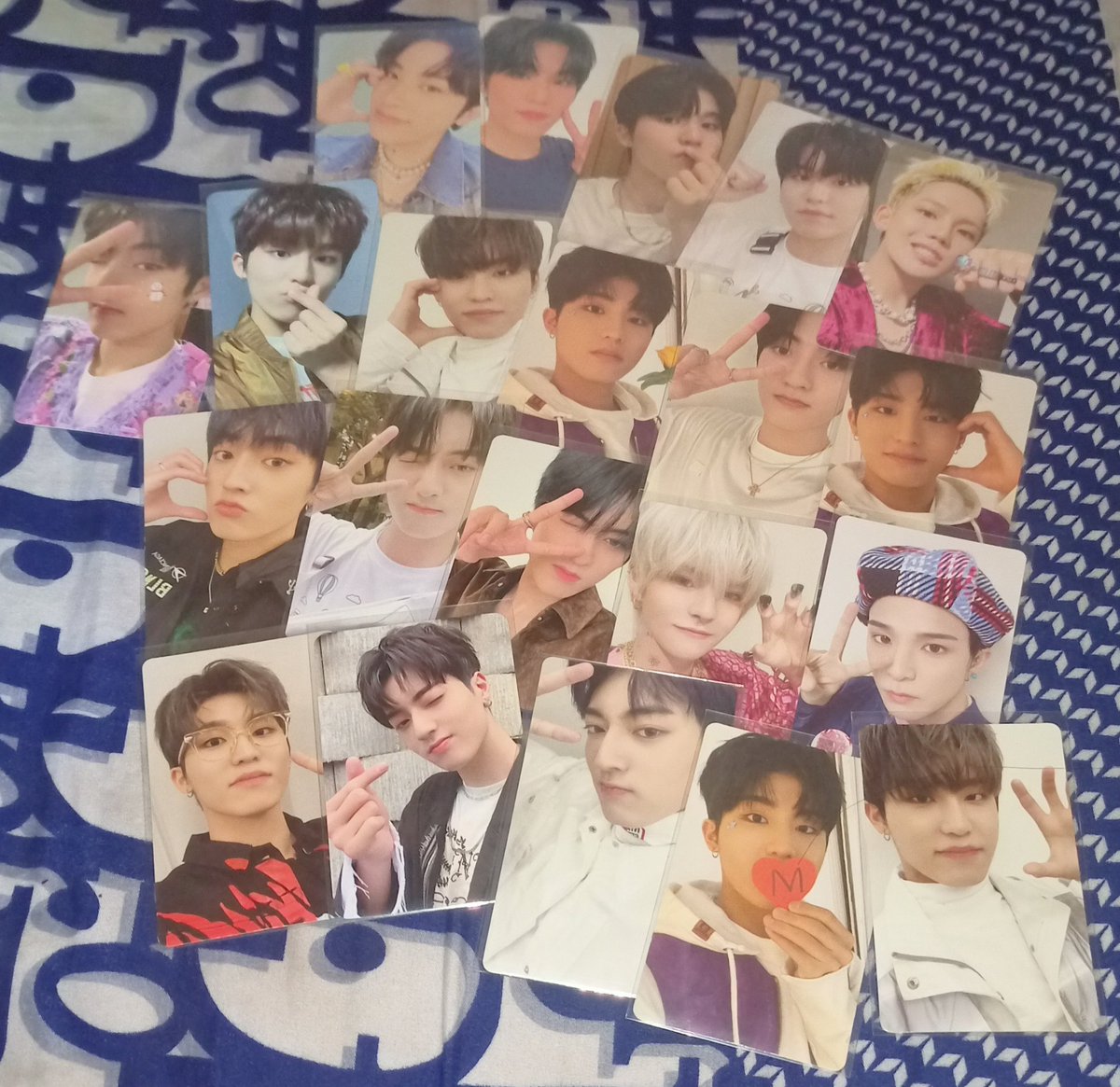 wtbhjw's tweet photo. ic | wts lfb ph #hazellasells

— finally planning to let go of my pcs, might sell them as set/small sets. reply/dm which pc are you interested in and for the price :)

# treasure haruto snowman jeongwoo noot asahi hyunsuk yoshi junghwan kit kihno photocard pc https://t.co/N55oeA755v