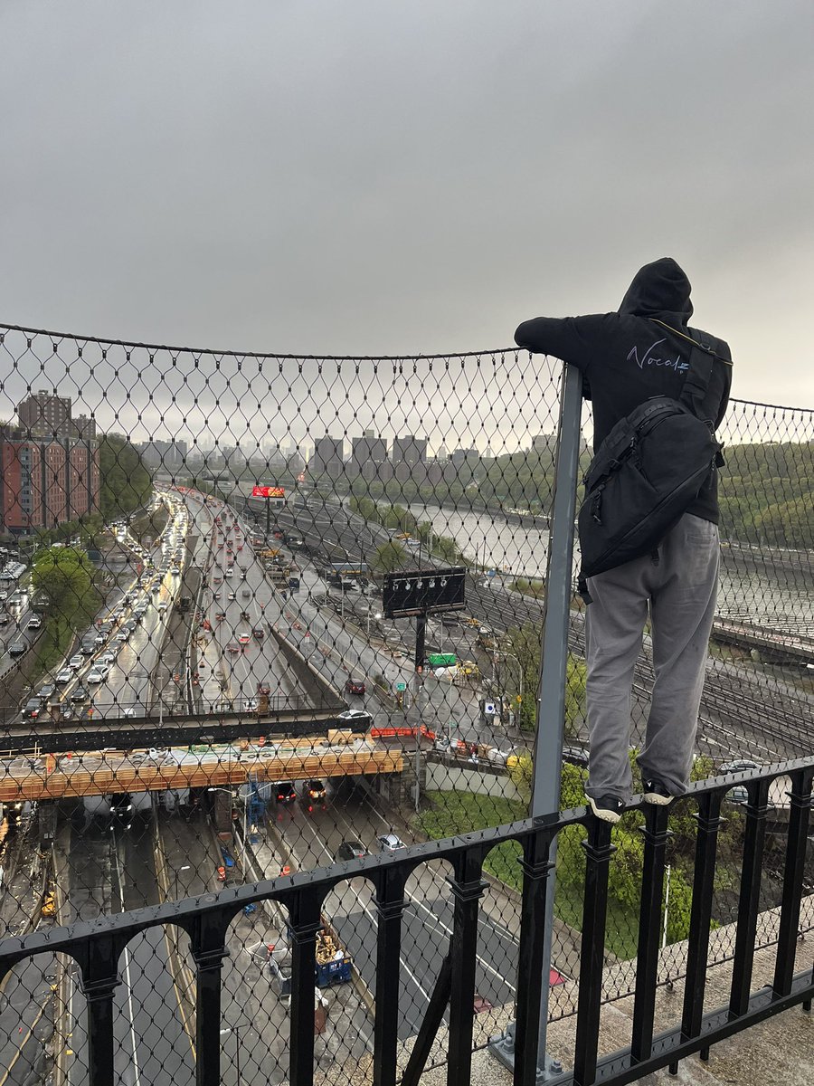 nanimalisimo's tweet image. Touring around town with @noealz
Real special showing him sights significant to me &amp;amp; taking pictures alongside him!

Super cool having him visit my home too. And of course obligatory #BitcoinAngel shot!

Unique shots coming soon 😉
Fun times. Love our space!