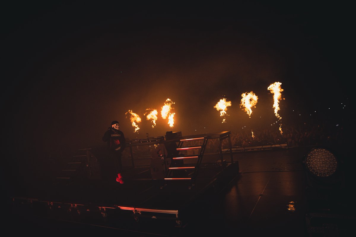 PrintempsDB's tweet photo. On finit en beauté au W avec @vladcauchemar
💀💥#PDB23
📸@jamorandeau https://t.co/MJUMEn5UQq