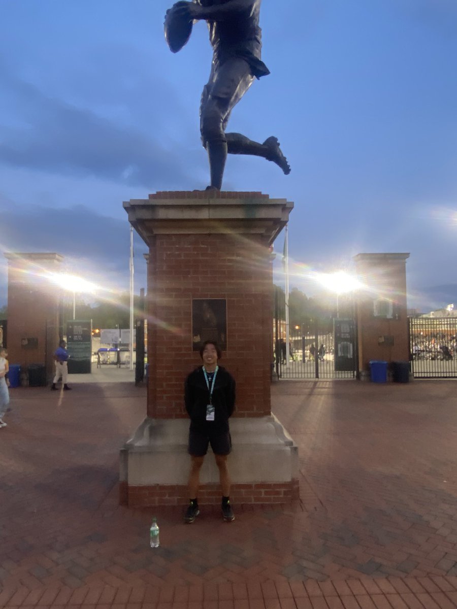 Had a great time at <a href="/CharlotteFTBL/">Charlotte Football</a>’s spring game. Thanks for the invite <a href="/CoachM_Miller/">Mike Miller</a> 

<a href="/CoachT_Stone/">Tripp Stone</a> <a href="/butlerbulldogs/">Butler Bulldogs Football</a>