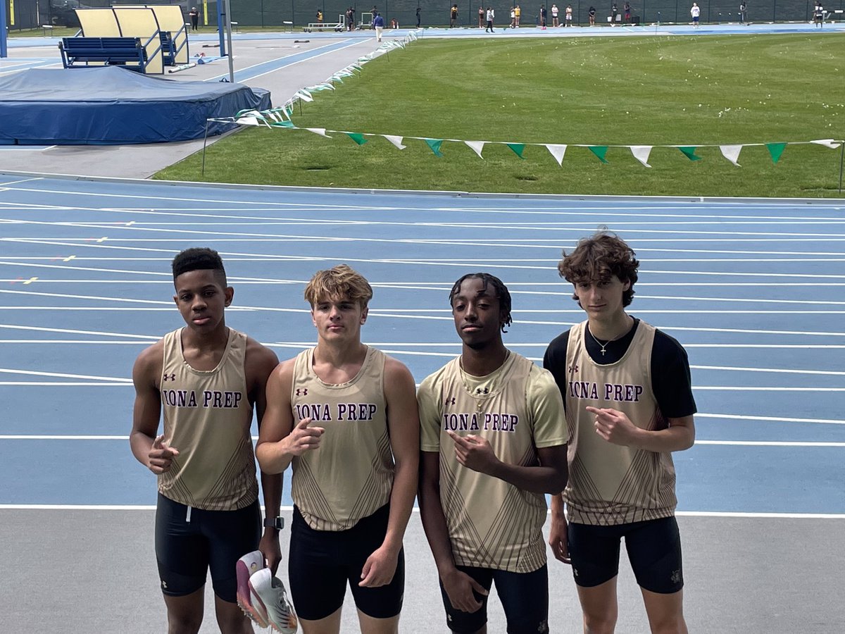 IPTUS_TFXC's tweet photo. We completed the 🧹 today in the New York Relays 4x100m! 
Freshmen 🥇&amp; school record.
Sophomores 🥇&amp; school record.
Varsity 🥇🏆&amp; school record. 
@IonaPrepSports @IonaPrep @ionafootball @MileSplitNY @IcahnStadiumNYC https://t.co/BNv3a5Xpzv