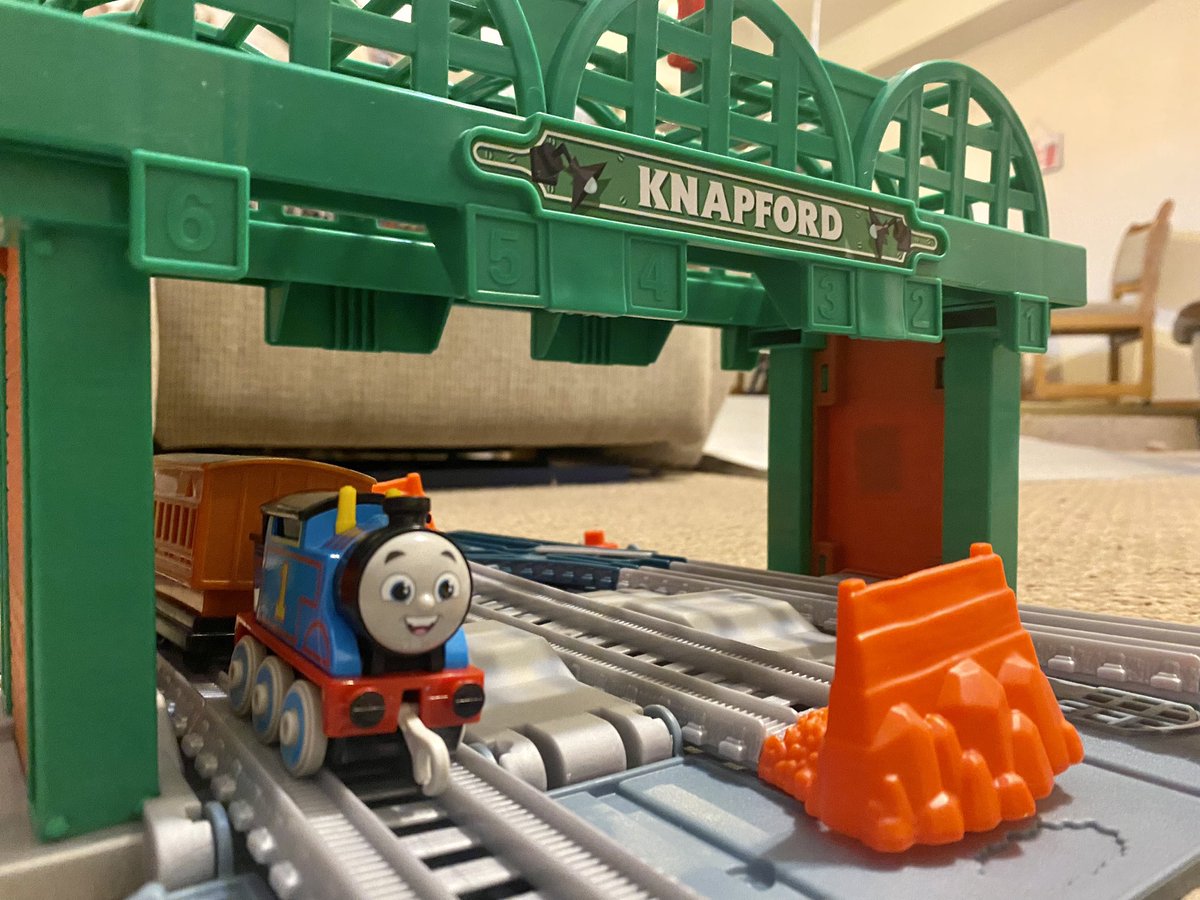 AshleyDeMoss6's tweet image. #AllEnginesGo #ThomasAndFriends #PushAlong #KnapfordStation One of my favorite presents!