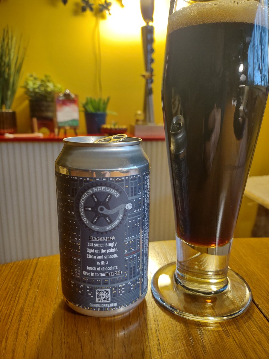BeerSnobSean's tweet photo. If you read enough of my tweets you know I'm on a black lager/Schwartzbier kick. I really like this one from @GrainworksBeer, another #OhioBeer. #Big10beer #LagerLover #Lager #nhlplayoffs2023 https://t.co/HunAAKzHPJ