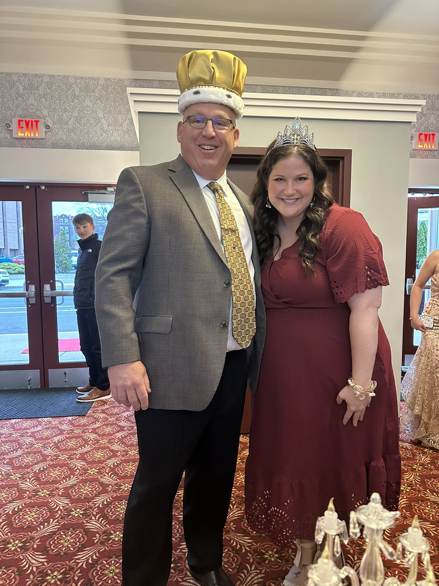 berries_phd's tweet photo. Self proclaimed prom king and queen!! Who is stealing it from us?!? 🤣❤️🖤 #goberries #lhsprom https://t.co/tsmP84Czn9