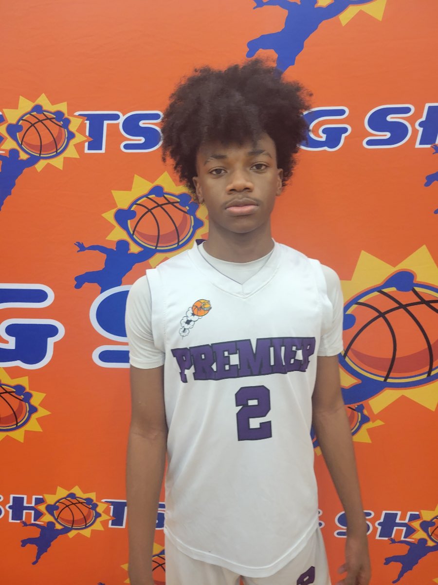#BIGSHOTS #CarolinaLive 

16u Orange Boys 

TN Primetime - 66 
#15 Juwan Troutman 25 

Premier Players - 64 
#2 Donovan Mickle 25